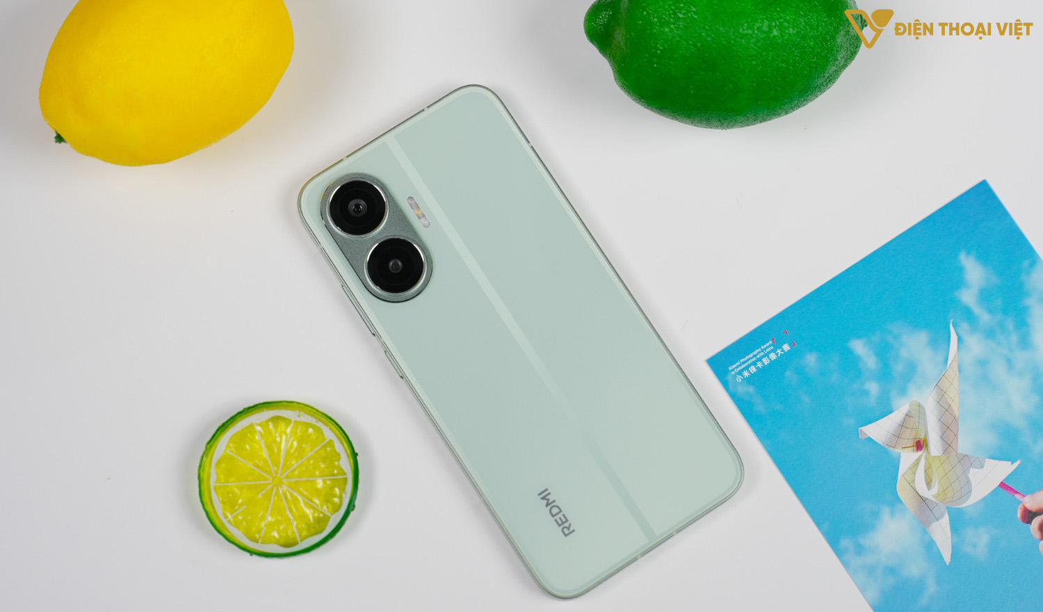 Thiết kế sang chảnh với khung kim loại