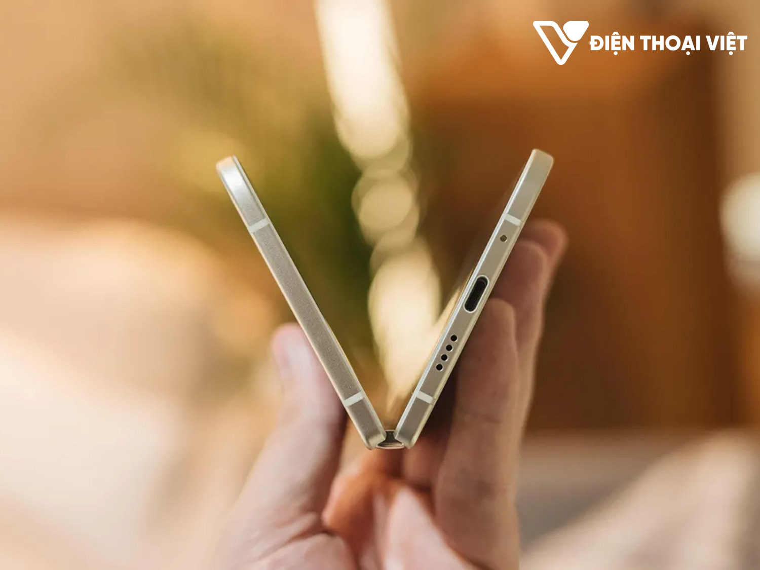 Đánh giá pin sạc điện thoại Google