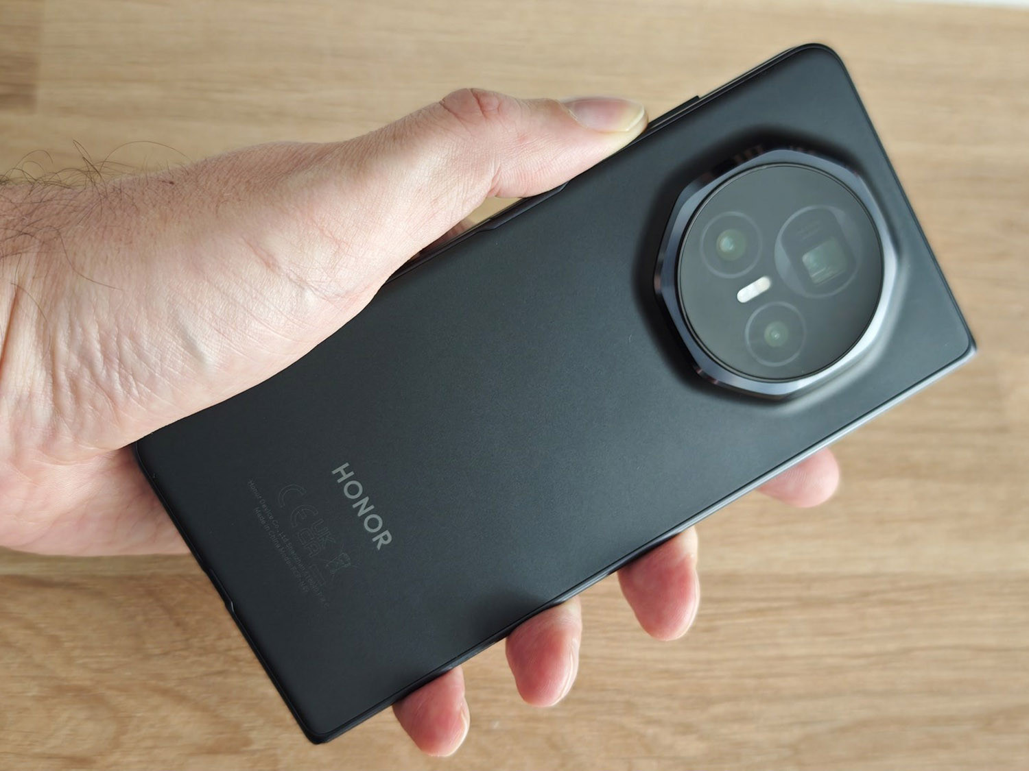 Đánh giá thiết kế điện thoại Honor