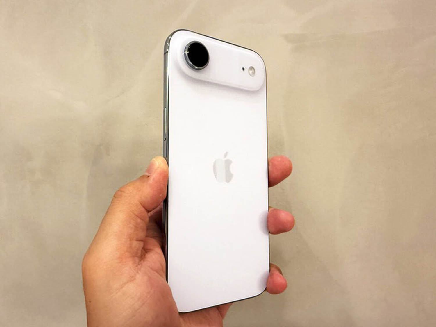 Apple iPhone Air Series