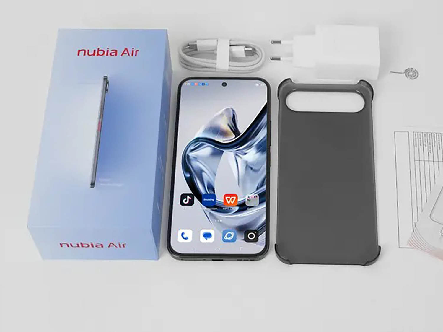 Nubia Air