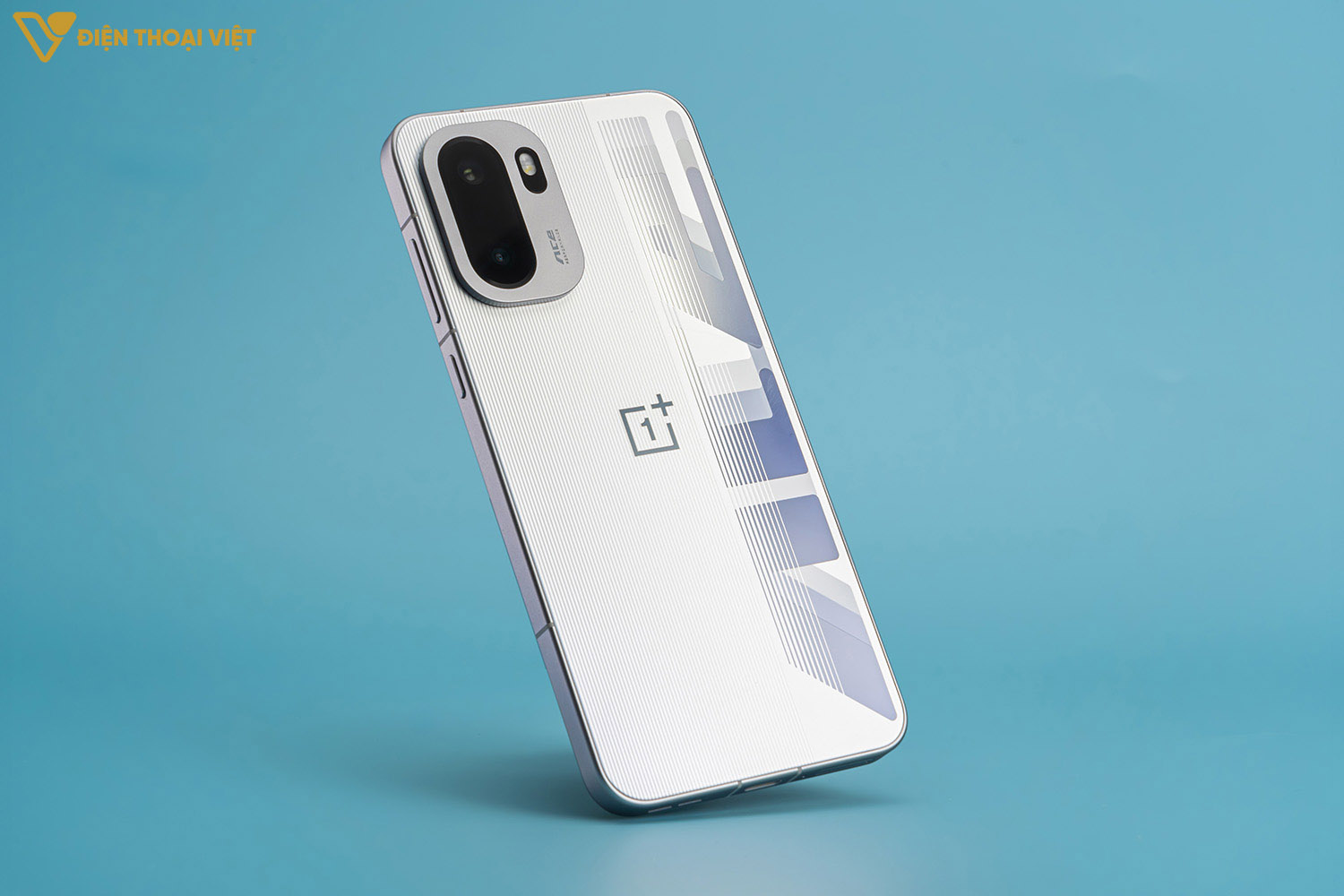 mo-hop-oneplus-ace-6-1- (4)