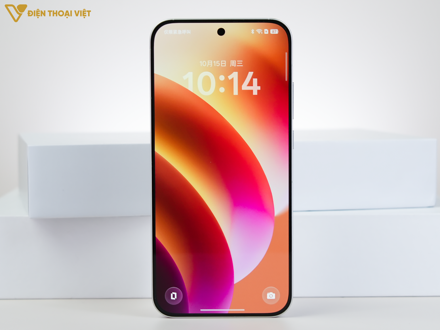 mo-hop-realme-gt8-pro-man-hinh