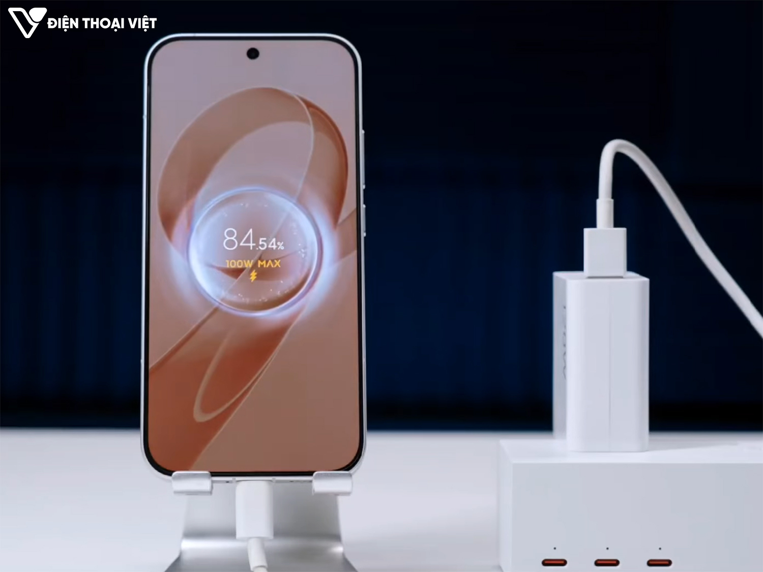 tren-tay-redmi-k90-pin-va-sac-1