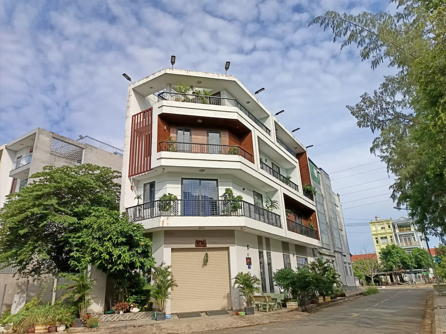 Ảnh phong cảnh đủ sáng